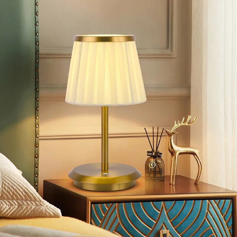 Kryssmast lamp 2025