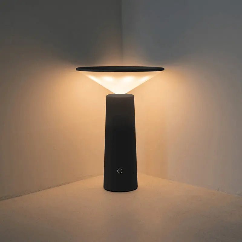 Portable Rechargeable Table Lamp - Lightscordless